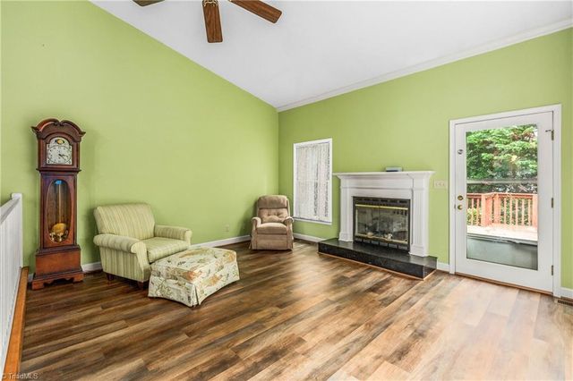 1700 Polo Oaks Court, Winston-salem, NC 27106