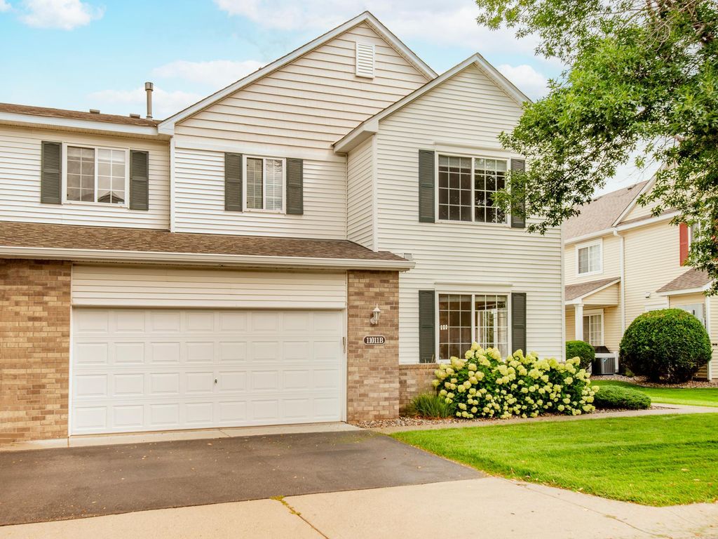 11011 Oak Grove Circle B, Woodbury, MN 55129 — photo 4