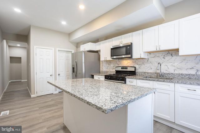 1906 W SARATOGA STREET, Baltimore, MD 21223