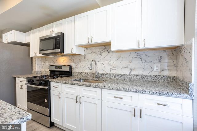 1906 W SARATOGA STREET, Baltimore, MD 21223