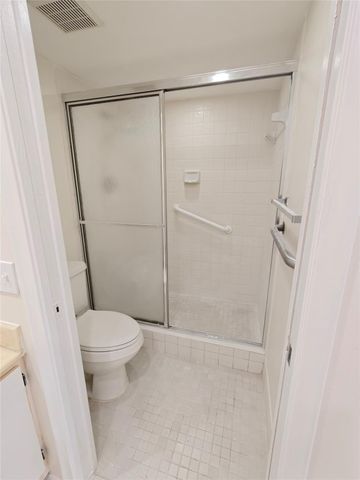 1801 Eleuthera Point J3, Coconut Creek, FL 33066