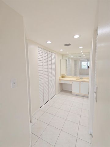 1801 Eleuthera Point J3, Coconut Creek, FL 33066