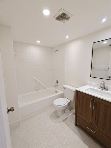 1801 Eleuthera Point J3, Coconut Creek, FL 33066