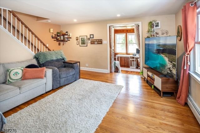 9 Main St, Roxbury Twp., NJ 07876