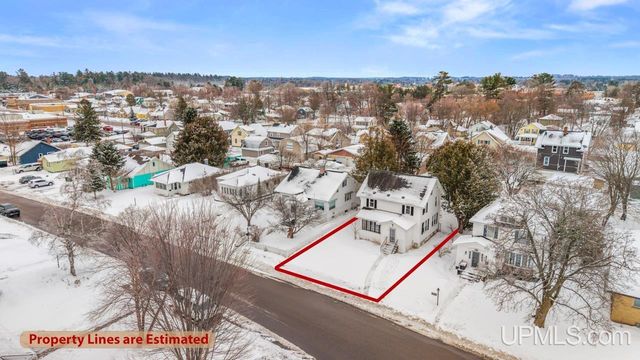 535 Detroit Avenue, Iron Mountain, MI 49801