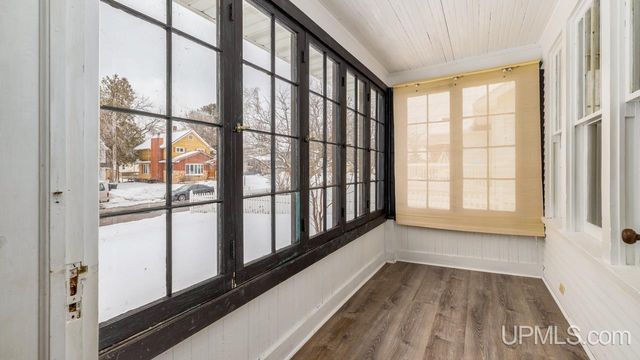 535 Detroit Avenue, Iron Mountain, MI 49801