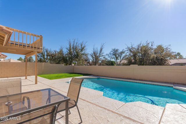 3611 E WINDMERE Drive, Phoenix, AZ 85048