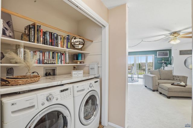 230 E PHILADELPHIA, Rapid City, SD 57701