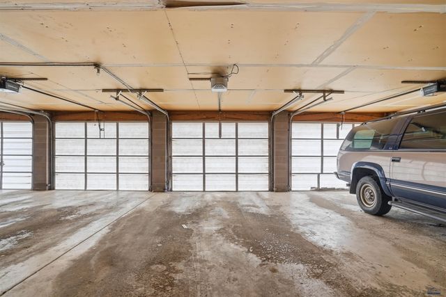 230 E PHILADELPHIA, Rapid City, SD 57701