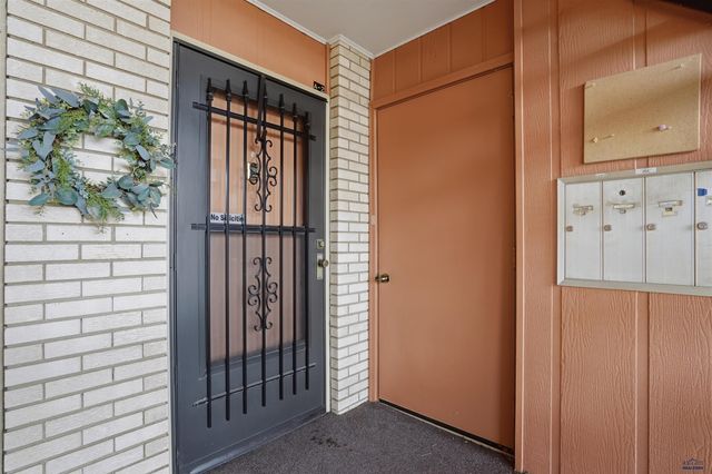 230 E PHILADELPHIA, Rapid City, SD 57701