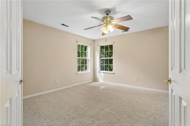 701 Stone CV, Newport News, VA 23602