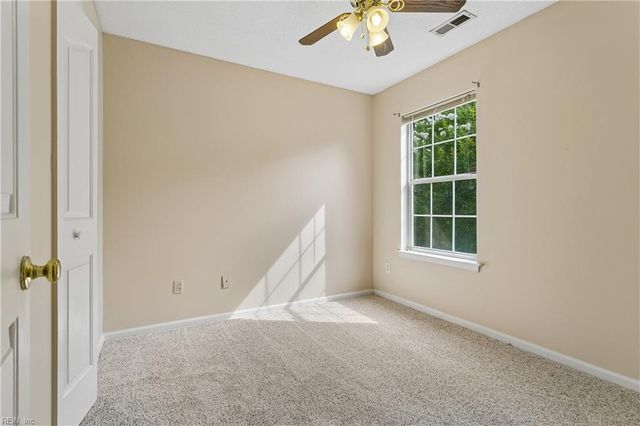 701 Stone CV, Newport News, VA 23602