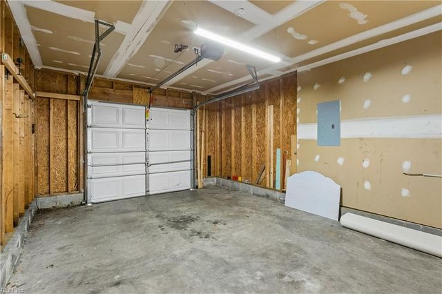 701 Stone CV, Newport News, VA 23602