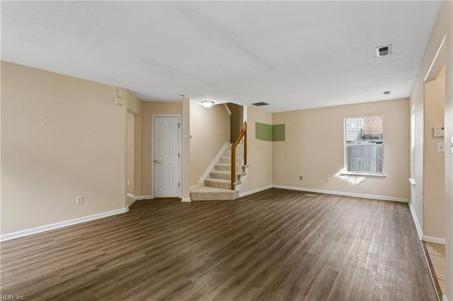 701 Stone CV, Newport News, VA 23602