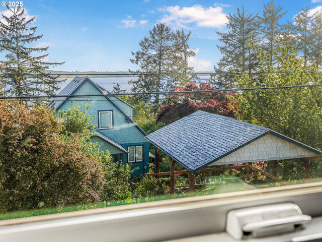 740 FLORENCE Ave, Astoria, OR 97103