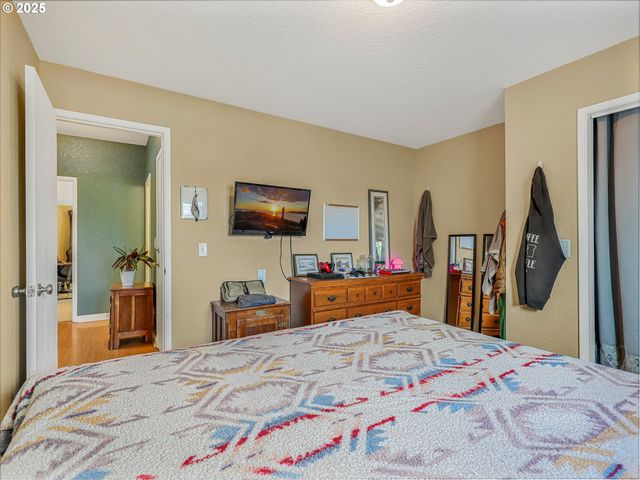 740 FLORENCE Ave, Astoria, OR 97103