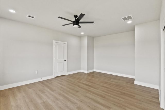 619 Chuckwagon Trail, Angleton, TX 77515