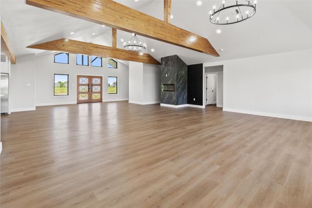 619 Chuckwagon Trail, Angleton, TX 77515