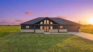 619 Chuckwagon Trail, Angleton, TX 77515