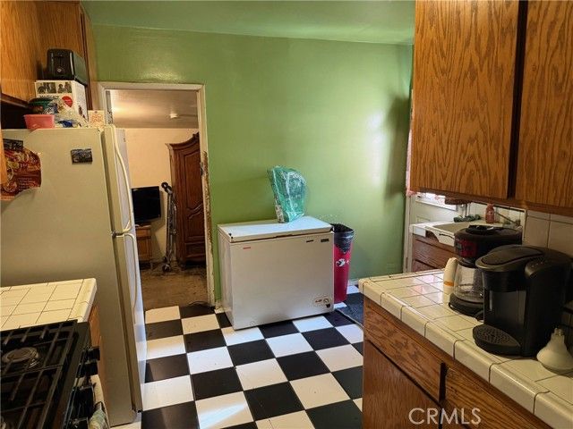 3726 E Iva, Compton, CA 90221