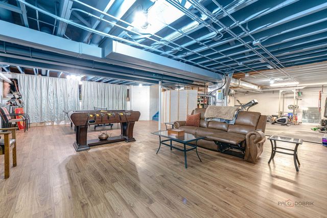 538 W Seaton Drive, Round Lake, IL 60073