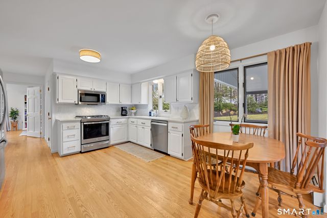 117 Settlers Farm Road, Monroe, CT 06468