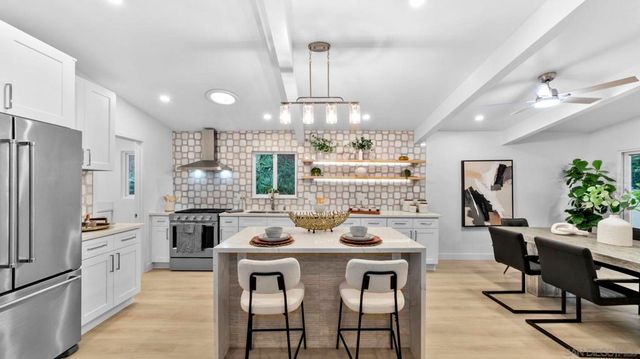 4909 Pacifica Dr, San Diego, CA 92109