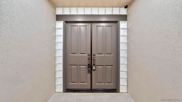 4909 Pacifica Dr, San Diego, CA 92109