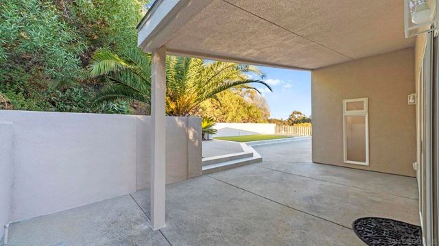 4909 Pacifica Dr, San Diego, CA 92109