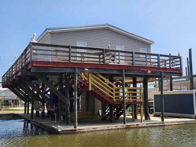 127 Verley Lane, Grand Isle, LA 70358