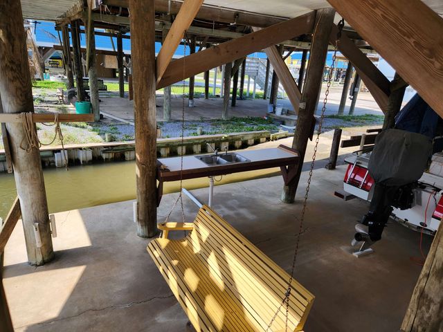 127 Verley Lane, Grand Isle, LA 70358