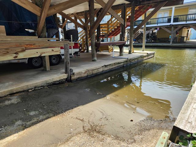 127 Verley Lane, Grand Isle, LA 70358