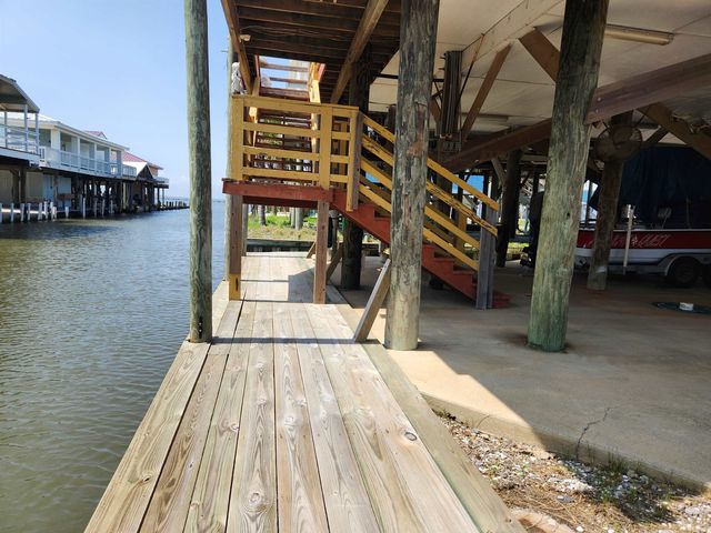 127 Verley Lane, Grand Isle, LA 70358