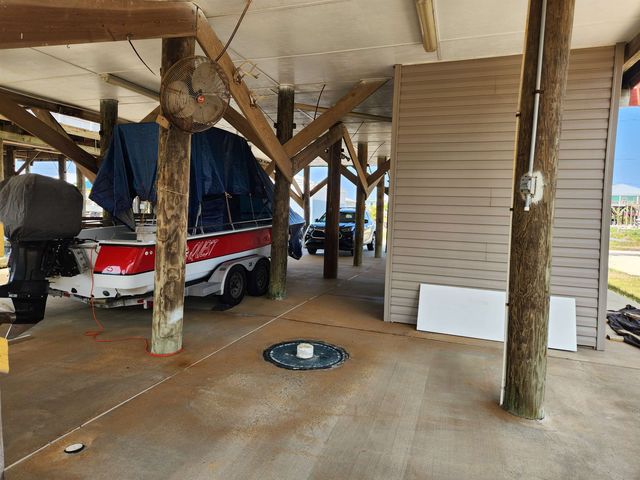 127 Verley Lane, Grand Isle, LA 70358