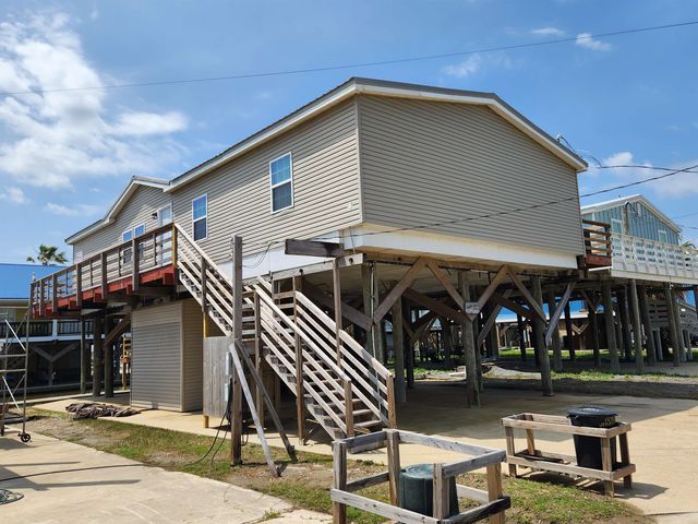 127 Verley Lane, Grand Isle, LA 70358
