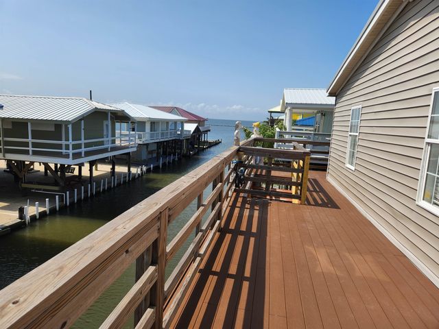 127 Verley Lane, Grand Isle, LA 70358