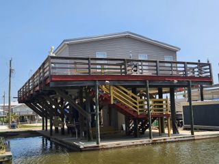 127 Verley Lane, Grand Isle, LA 70358