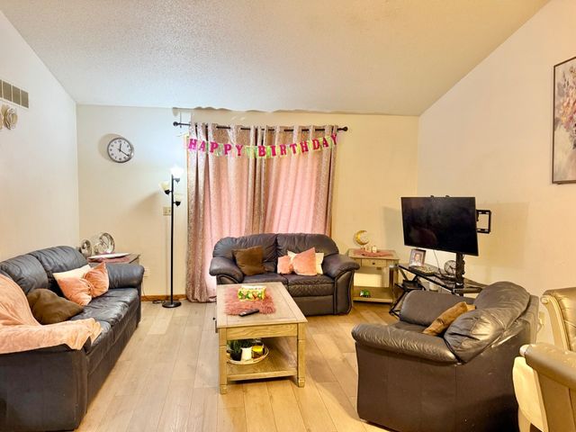 1829 Gryn Drive, Iowa City, IA 52246