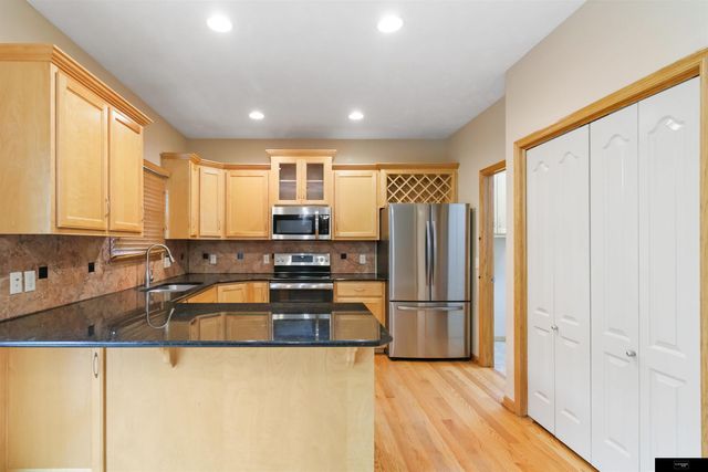 16102 Adam St Street, Omaha, NE 68135