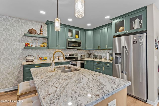 202 Frederica Court, Wilmington, NC 28412