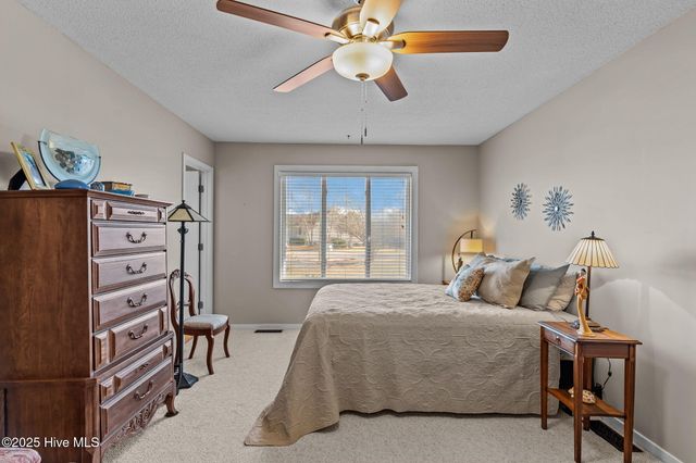 202 Frederica Court, Wilmington, NC 28412