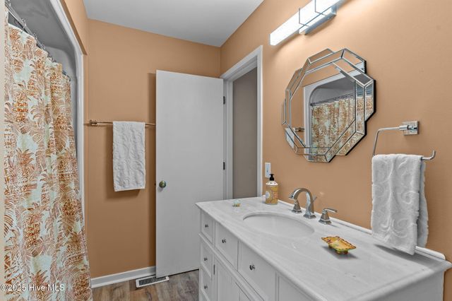 202 Frederica Court, Wilmington, NC 28412