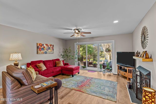 202 Frederica Court, Wilmington, NC 28412