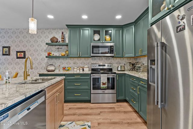 202 Frederica Court, Wilmington, NC 28412