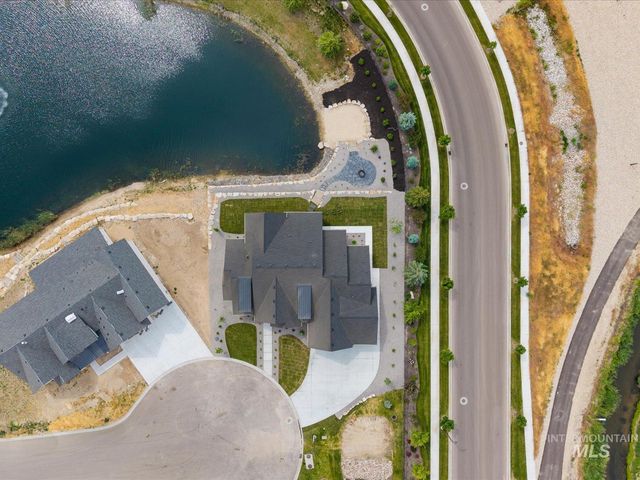 448 Joy Avenue, Middleton, ID 83644