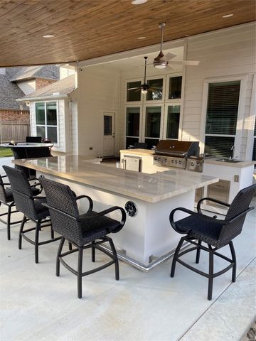 13859 Shoreline Drive, Willis, TX 77318