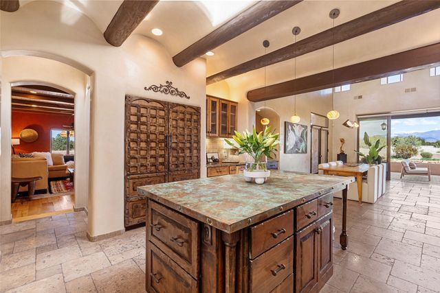 2 Green Meadow Loop, Santa Fe, NM 87506