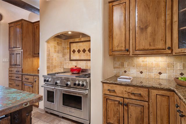 2 Green Meadow Loop, Santa Fe, NM 87506