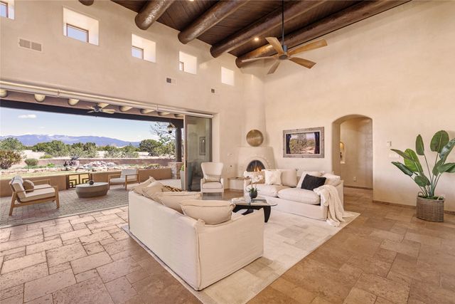 2 Green Meadow Loop, Santa Fe, NM 87506