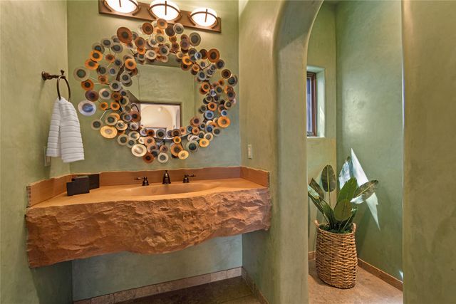 2 Green Meadow Loop, Santa Fe, NM 87506
